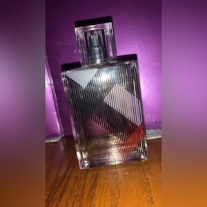 Burberry Brit spray perfume